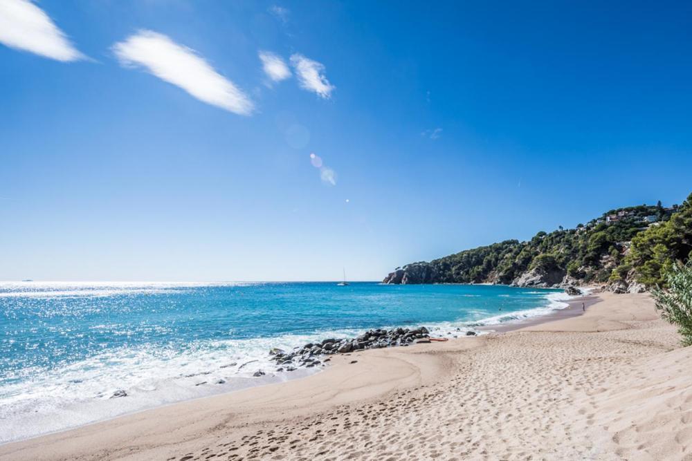 Camping Sunissim Cala Llevado 4 By Locatour Hotel Tossa de Mar Exterior photo