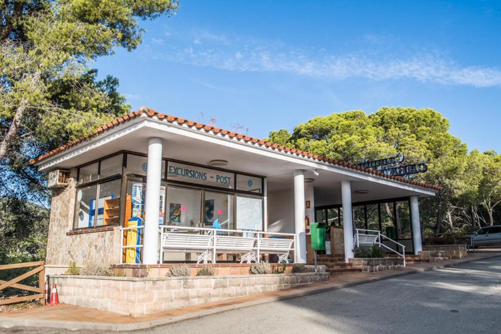 Camping Sunissim Cala Llevado 4 By Locatour Hotel Tossa de Mar Exterior photo